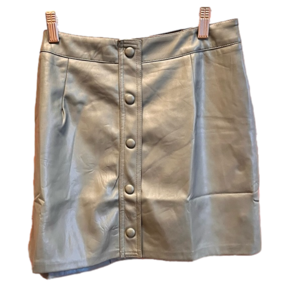 NWT Lulu’s Faux Leather skirt